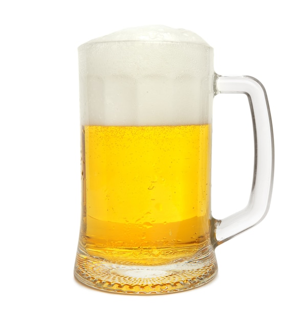 beerglass-full-beer-isolated-white_263357-2326.jpg